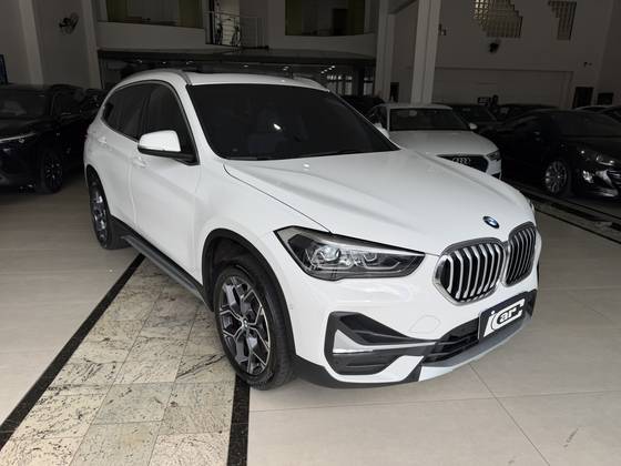 BMW X1 2.0 16V TURBO ACTIVEFLEX SDRIVE20I X-LINE 4P AUTOMÁTICO